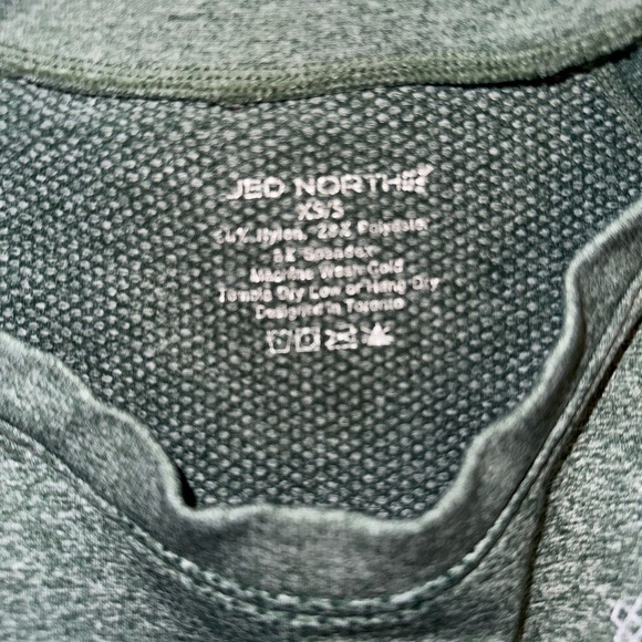 JED NORTH workout top - Picture 2 of 3